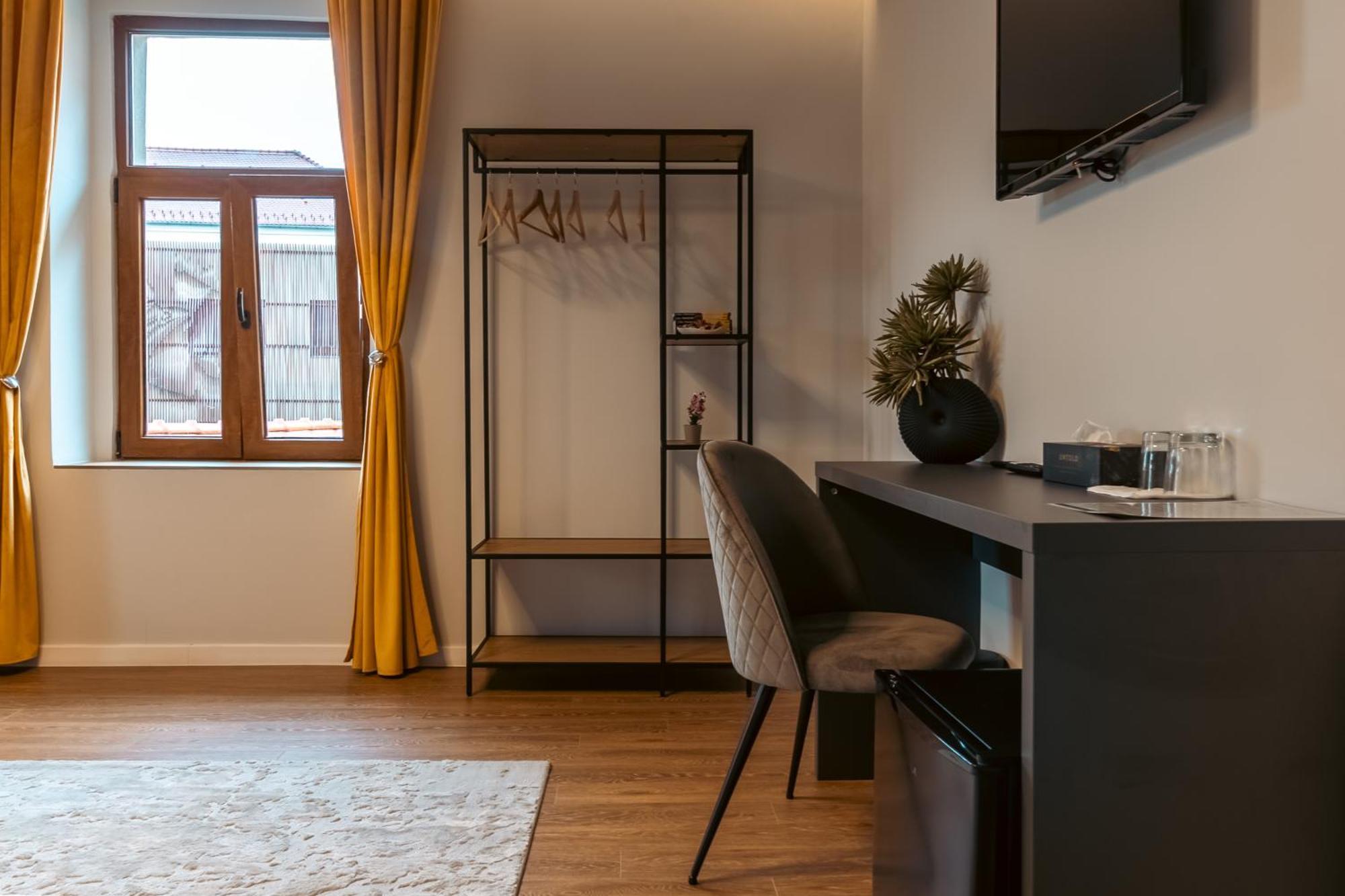 Epic Boutique Hotel Sibiu Luaran gambar
